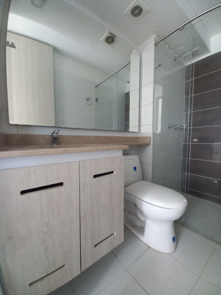 Apartamento En Venta - Club Residencial  Torreon De Varsovia Piso 18, Ibagué