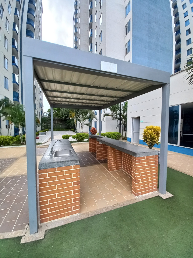 Apartamento En Venta - Club Residencial  Torreon De Varsovia Piso 18, Ibagué