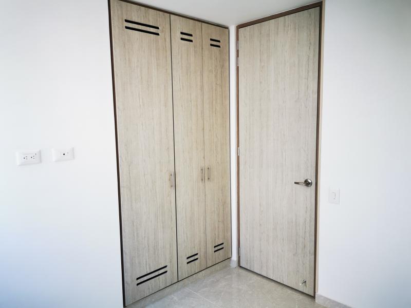 Apartamento En Venta - Club Residencial  Torreon De Varsovia Piso 18, Ibagué