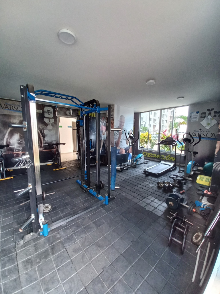 Apartamento En Venta - Club Residencial  Torreon De Varsovia Piso 18, Ibagué