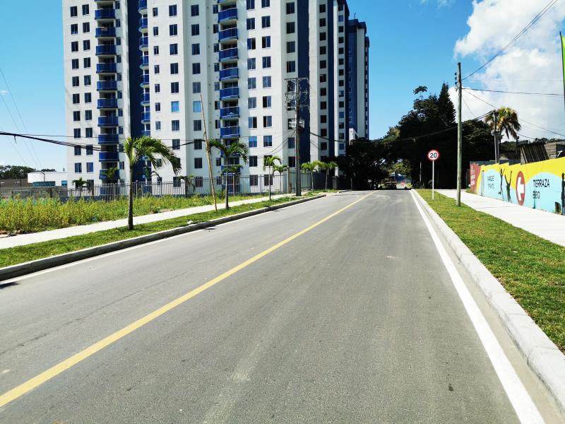 Apartamento En Venta - Club Residencial  Torreon De Varsovia Piso 18, Ibagué