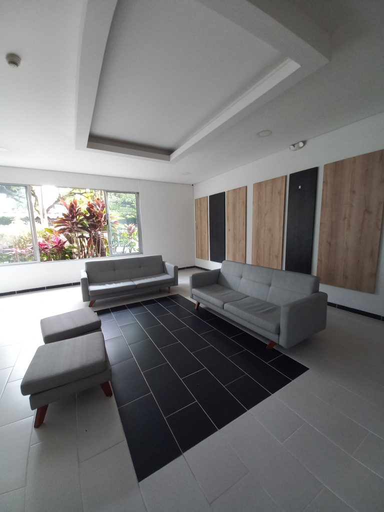 Apartamento En Venta - Club Residencial  Torreon De Varsovia Piso 18, Ibagué