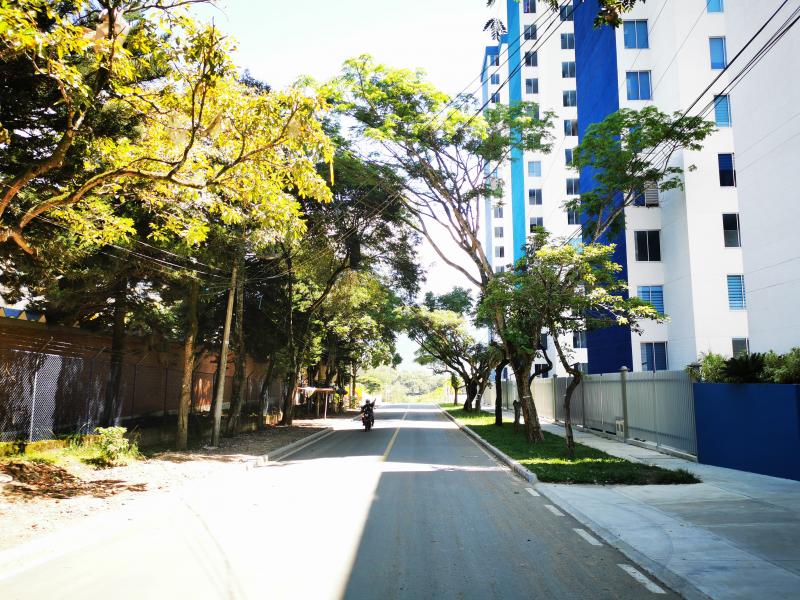 Apartamento En Venta - Club Residencial  Torreon De Varsovia Piso 18, Ibagué