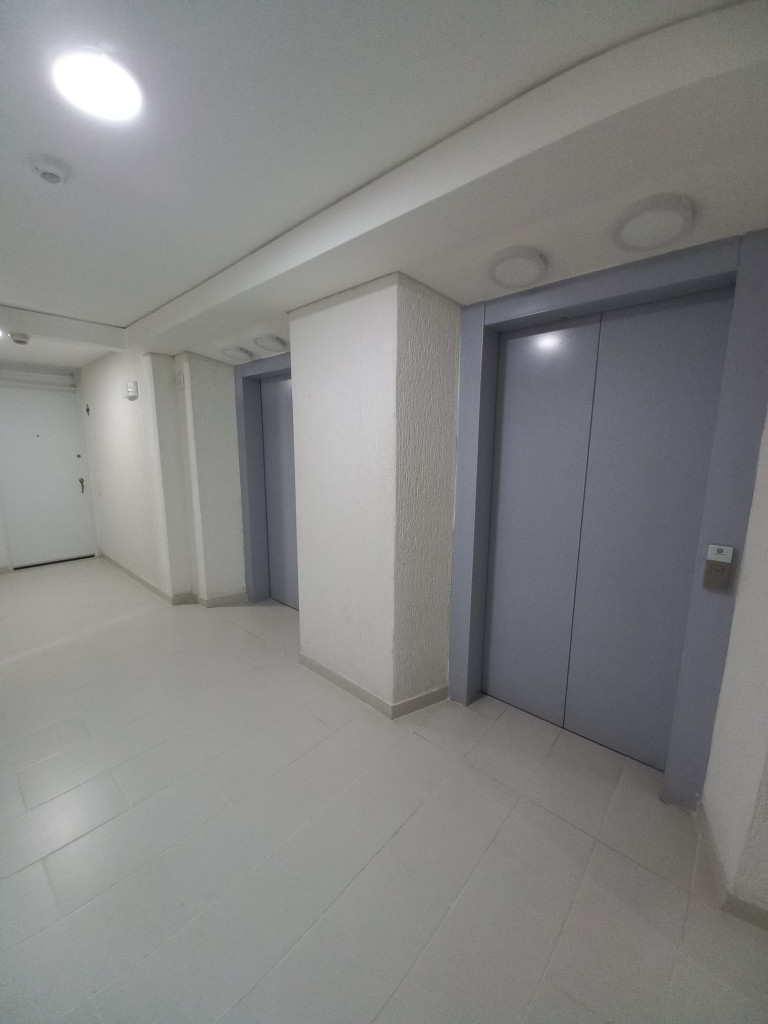 Apartamento En Venta - Club Residencial  Torreon De Varsovia Piso 18, Ibagué