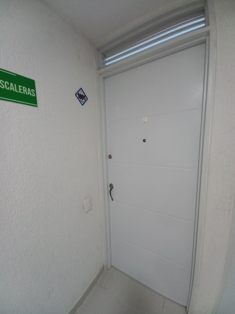 Apartamento En Venta - Club Residencial  Torreon De Varsovia Piso 18, Ibagué