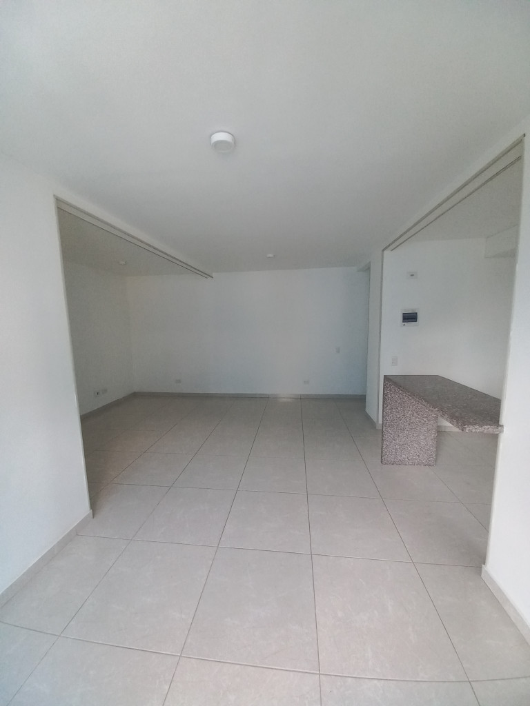 Apartamento En Venta - Club Residencial  Torreon De Varsovia Piso 18, Ibagué