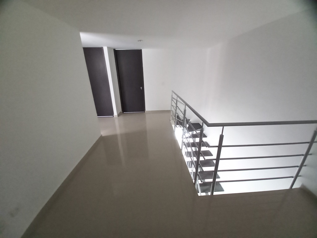 Apartamento En Venta - Altos De Santa Cecilia Piso 9, Ibagué