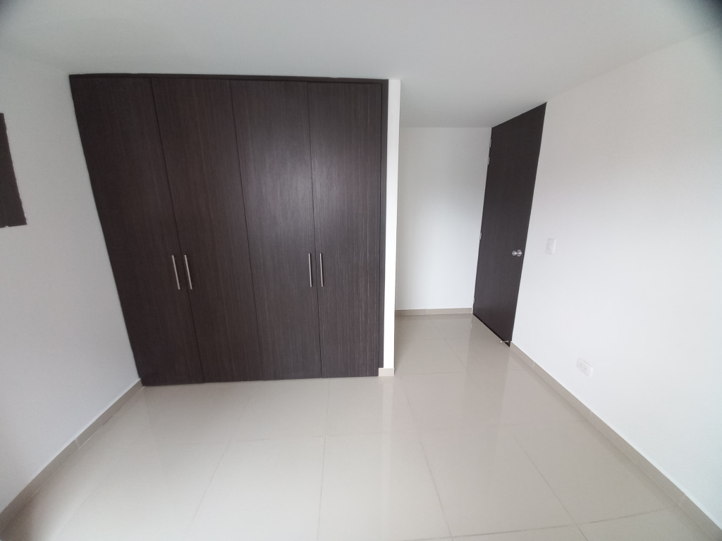 Apartamento En Venta - Altos De Santa Cecilia Piso 9, Ibagué
