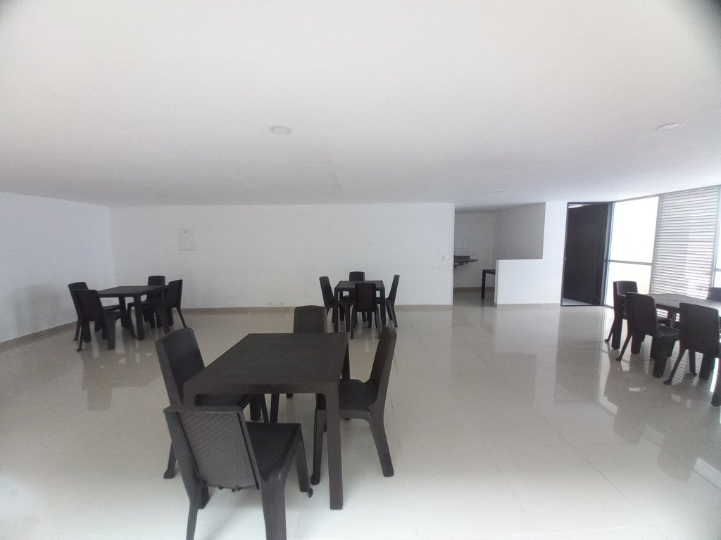 Apartamento En Venta - Altos De Santa Cecilia Piso 9, Ibagué
