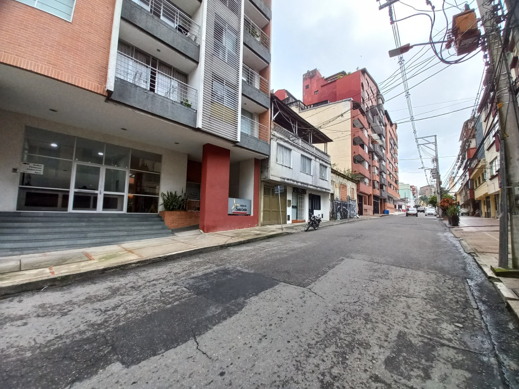 Apartamento En Venta - Altos De Santa Cecilia Piso 9, Ibagué