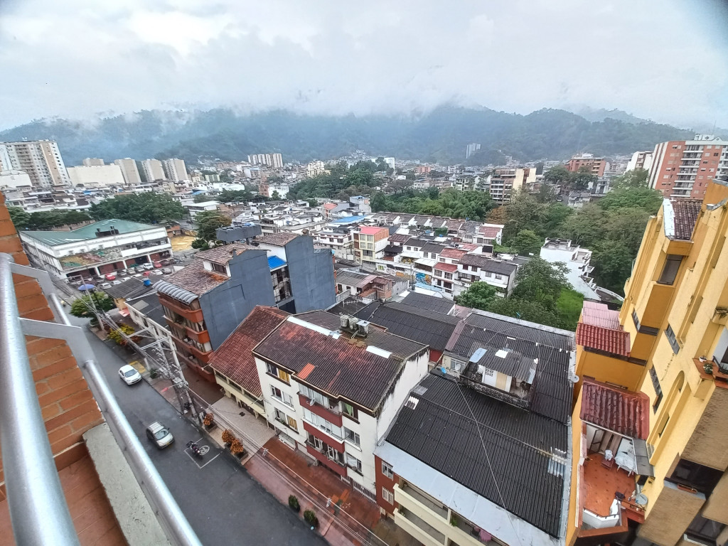 Apartamento En Venta - Altos De Santa Cecilia Piso 9, Ibagué