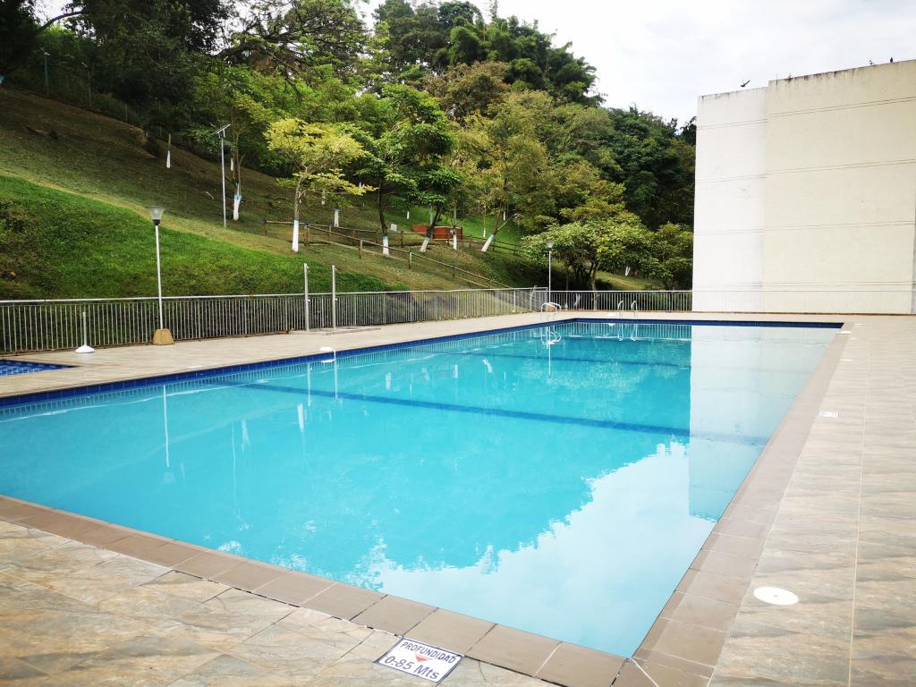 Local En Venta - C.r Parque Central Piso 1, Ibagué
