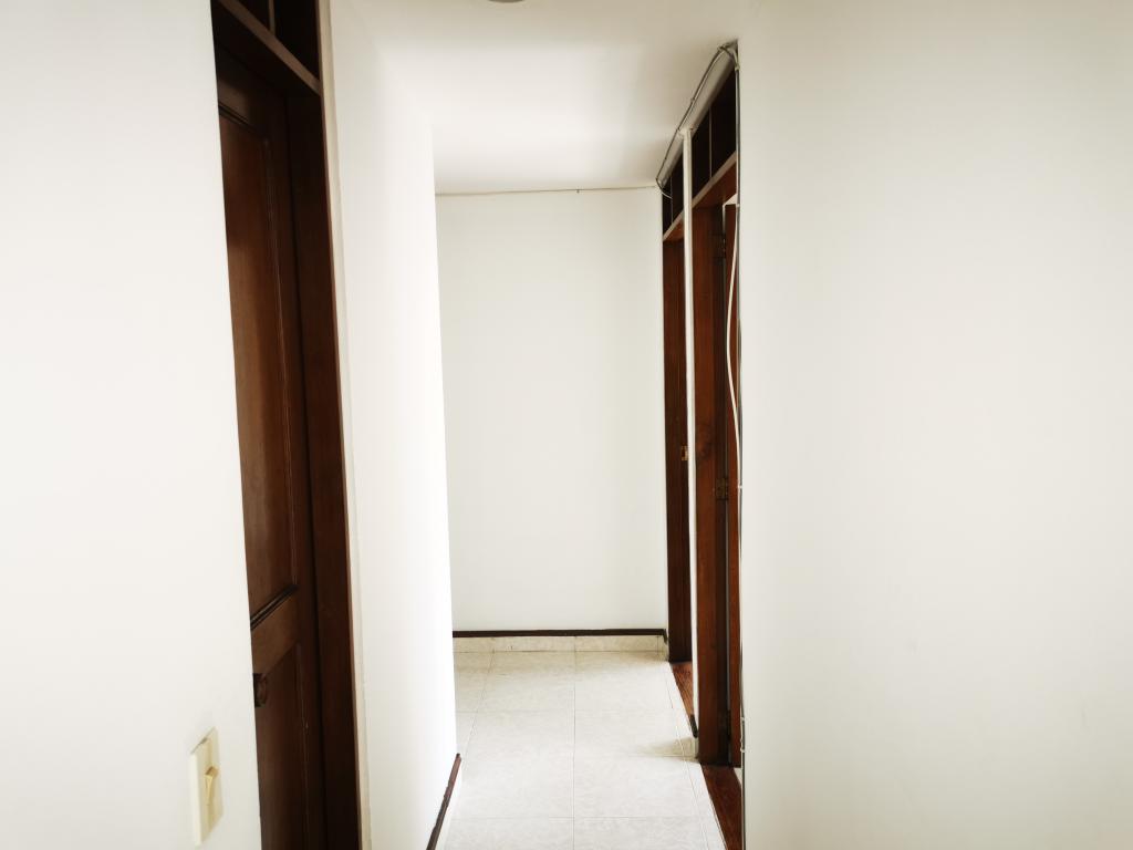 Apartamento En Arriendo - Edificio Altos De Piedra Pintada Piso 3 Con Ascens, Ibagué