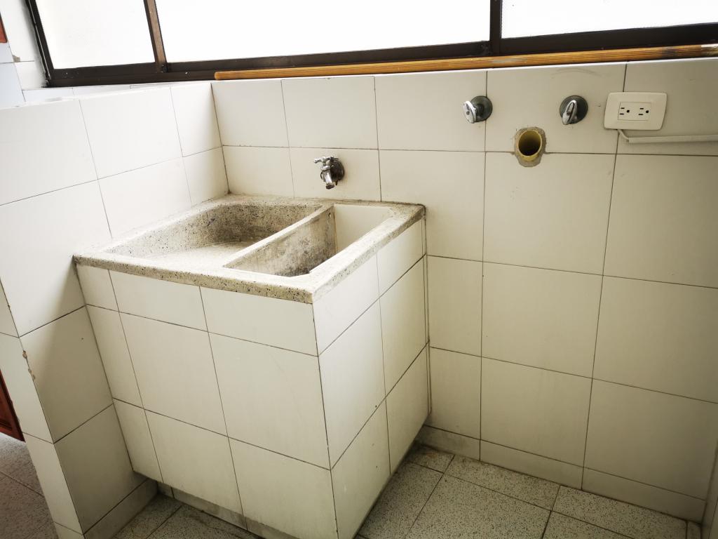 Apartamento En Arriendo - Edificio Altos De Piedra Pintada Piso 3 Con Ascens, Ibagué