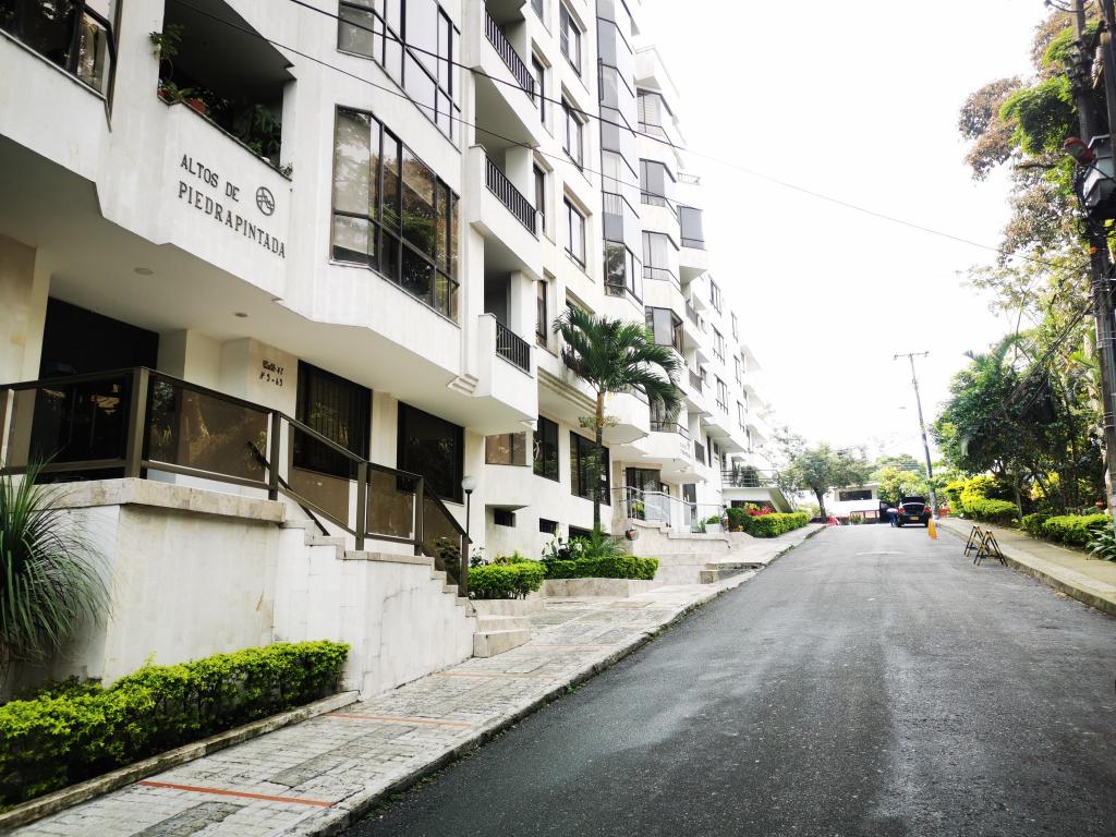 Apartamento En Arriendo - Edificio Altos De Piedra Pintada Piso 3 Con Ascens, Ibagué