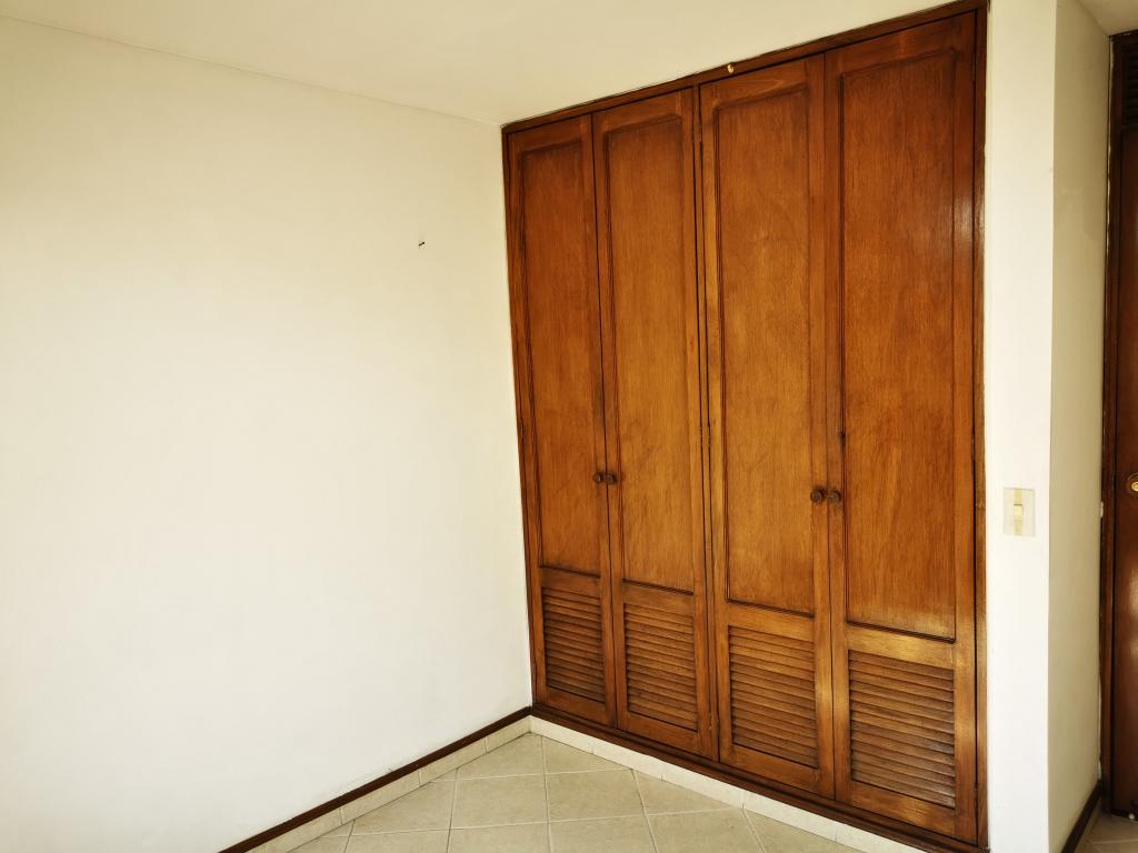 Apartamento En Arriendo - Edificio Altos De Piedra Pintada Piso 3 Con Ascens, Ibagué