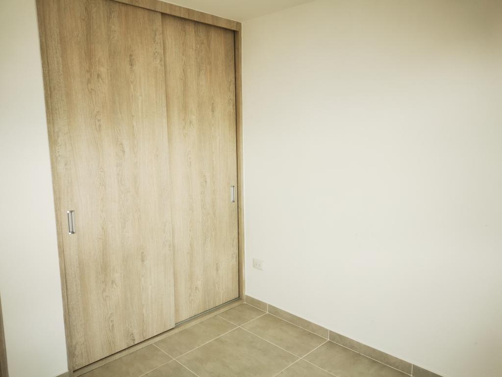 Apartamento En Venta - C.r Foresta Calambeo Piso 8, Ibagué