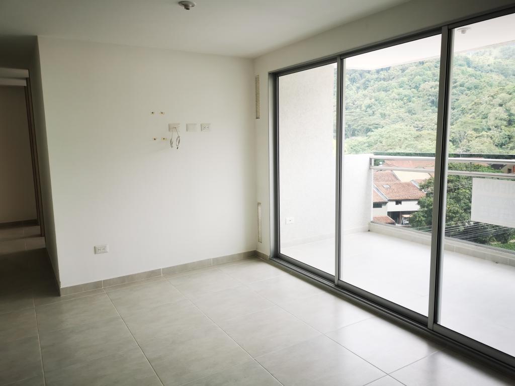 Apartamento En Venta - C.r Foresta Calambeo Piso 8, Ibagué