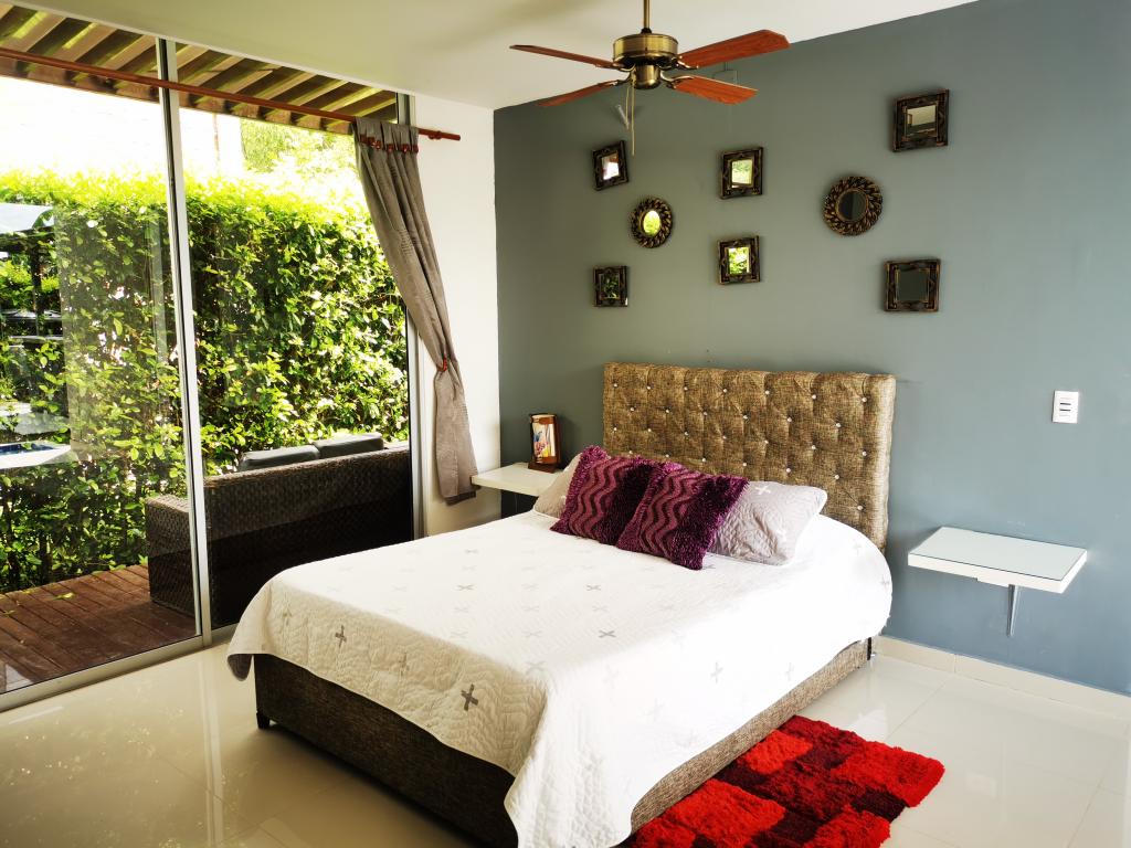 Casa Campestre En Venta - Condominio Las Juanas-Chucuni, Ibagué