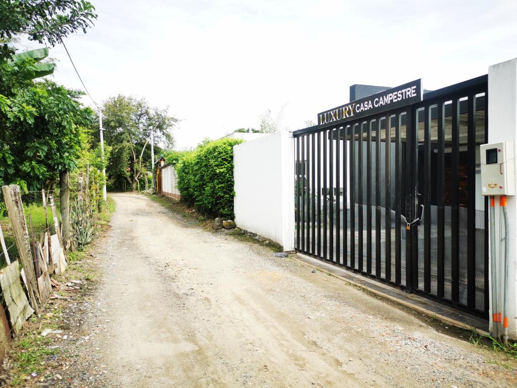 Casa Campestre En Venta - Condominio Las Juanas-Chucuni, Ibagué