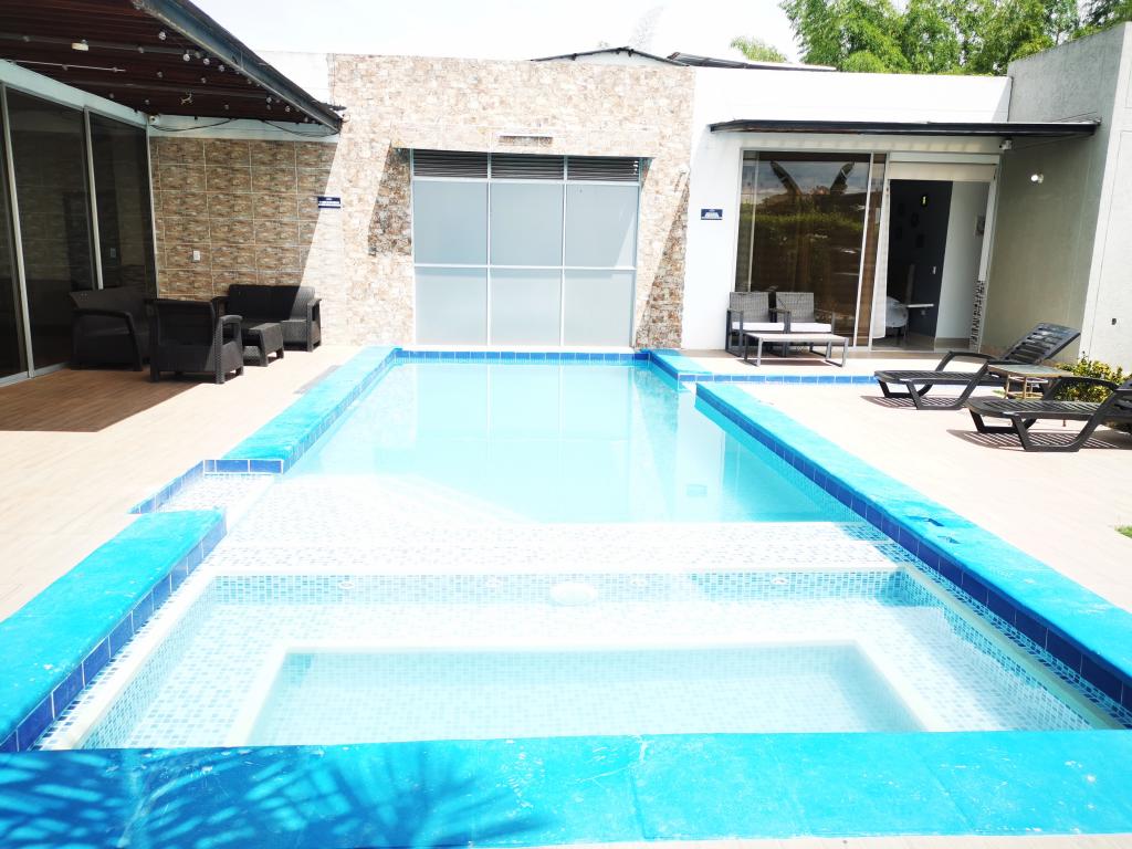 Casa Campestre En Venta - Condominio Las Juanas-Chucuni, Ibagué