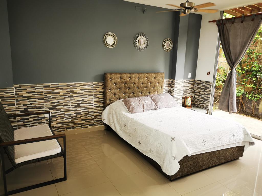 Casa Campestre En Venta - Condominio Las Juanas-Chucuni, Ibagué