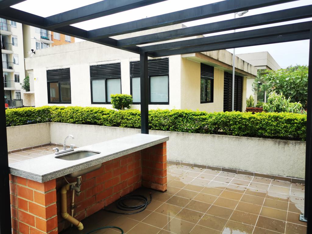 Apartamento En Venta - C.r Arboleda Del Campestre Totumo Piso 5 Sin Ascen, Ibagué
