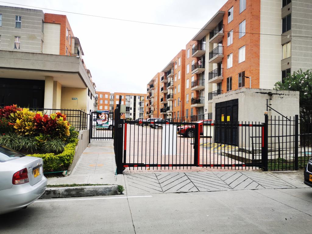 Apartamento En Venta - C.r Arboleda Del Campestre Totumo Piso 5 Sin Ascen, Ibagué