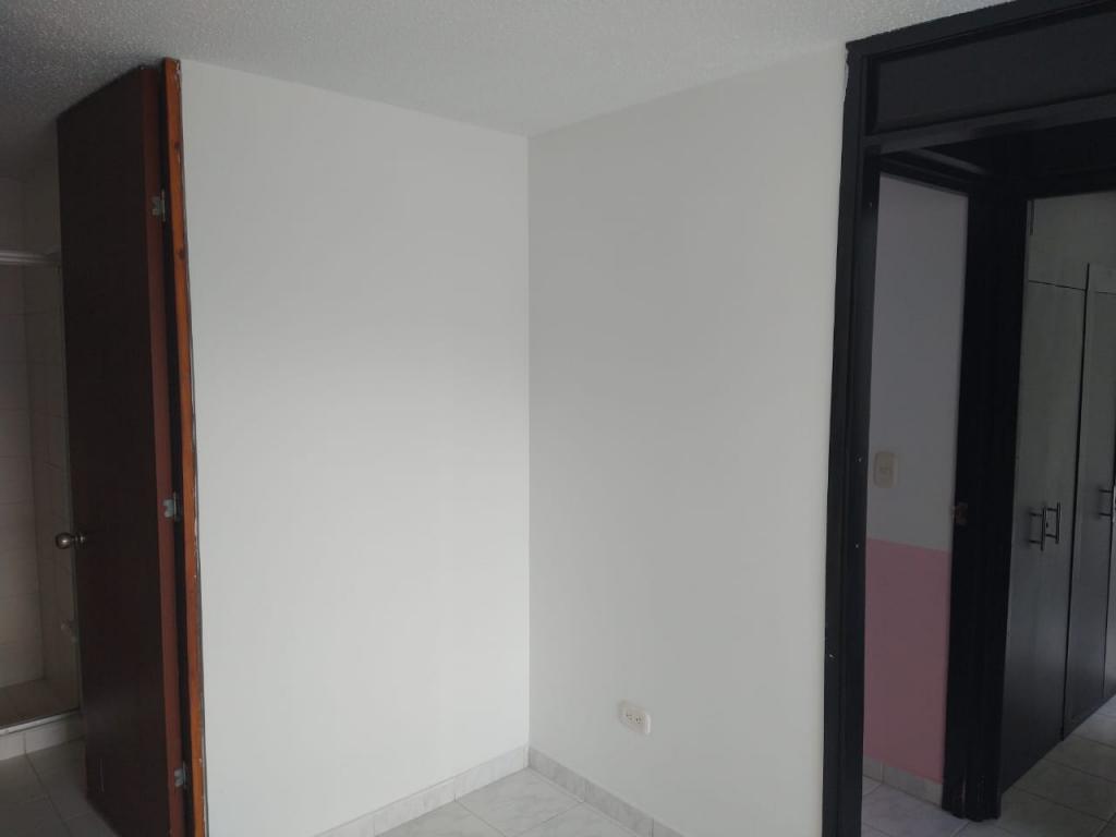 Apartamento En Venta - C.r Mirador De Cantabria Piso 5, Ibagué