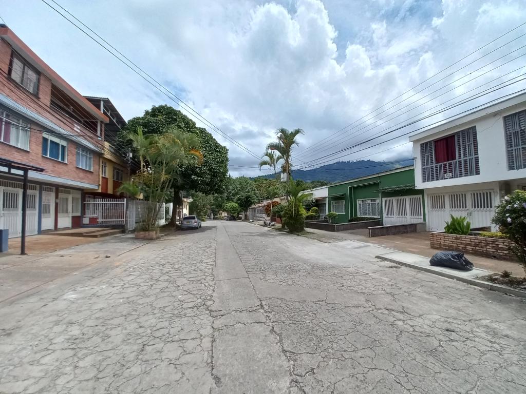 Casa En Venta - La Castellana, Ibagué