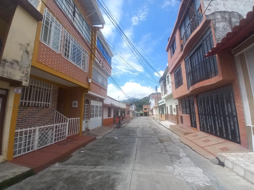 Apartamento En Venta - Apartamento Duplex Piso 3-Ancon, Ibagué