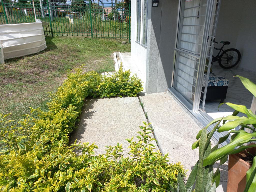 Apartamento En Venta - C.r Granate Piso 1 Sin Ascensor, Ibagué