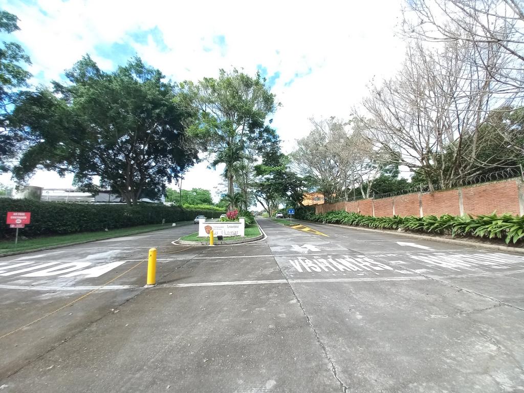 Casa Campestre En Venta - Parcelacion Agroturistica Las Victorias, Ibagué