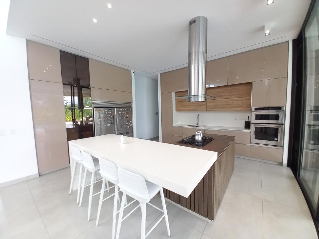 Casa Campestre En Venta - Parcelacion Agroturistica Las Victorias, Ibagué