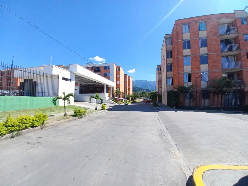 Apartamento En Arriendo/Venta - Torreón De Santa Ana De Zorroza Piso 4 Sin Asc, Ibagué