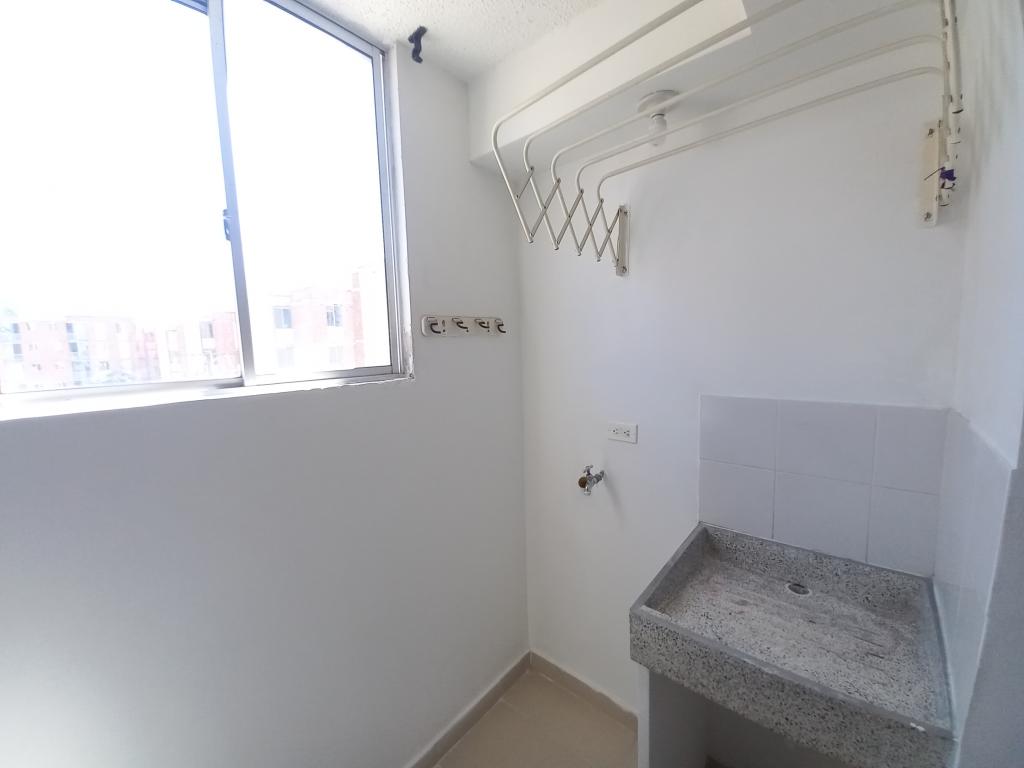 Apartamento En Arriendo/Venta - Torreón De Santa Ana De Zorroza Piso 4 Sin Asc, Ibagué