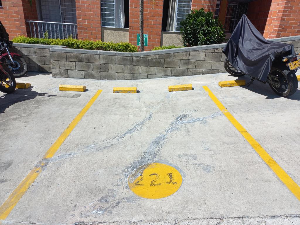 Apartamento En Arriendo/Venta - Torreón De Santa Ana De Zorroza Piso 4 Sin Asc, Ibagué