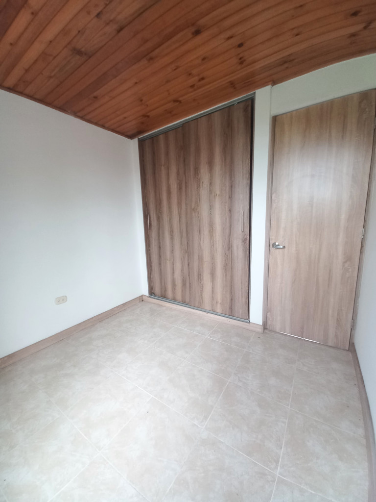Apartamento En Venta - C.r Villa Salome Piso 5 Sin Ascensor, Ibagué