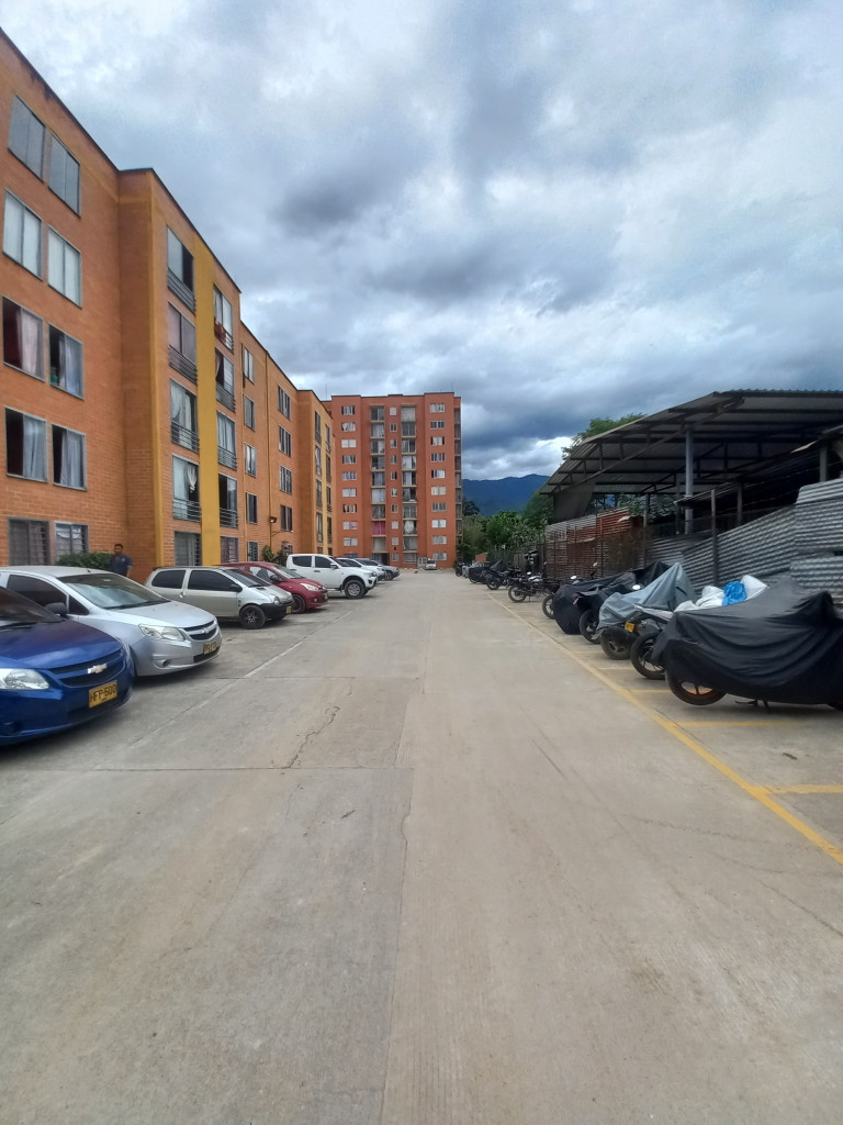 Apartamento En Venta - C.r Villa Salome Piso 5 Sin Ascensor, Ibagué