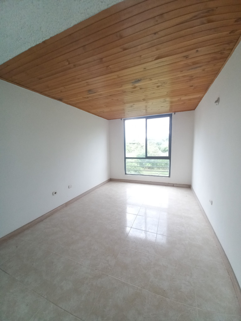Apartamento En Venta - C.r Villa Salome Piso 5 Sin Ascensor, Ibagué