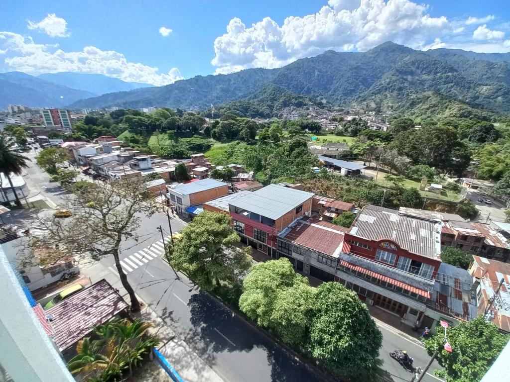Apartamento En Arriendo - Edificio Baviera Piso 3, Ibagué