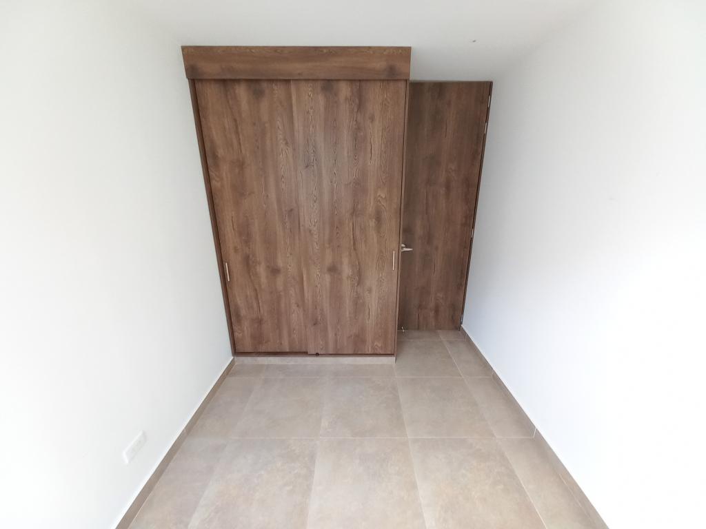 Apartamento En Venta - C.r Granate Piso 3 Sin Ascensor, Ibagué