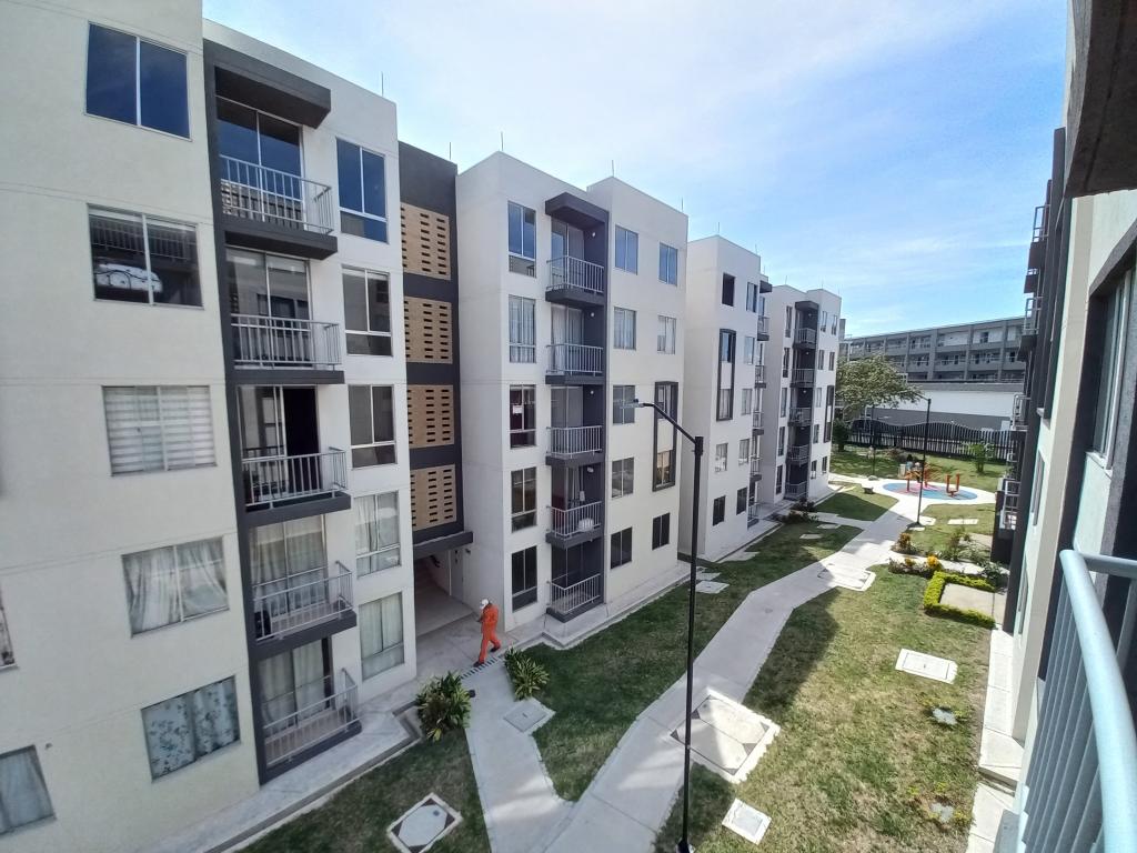 Apartamento En Venta - C.r Granate Piso 3 Sin Ascensor, Ibagué