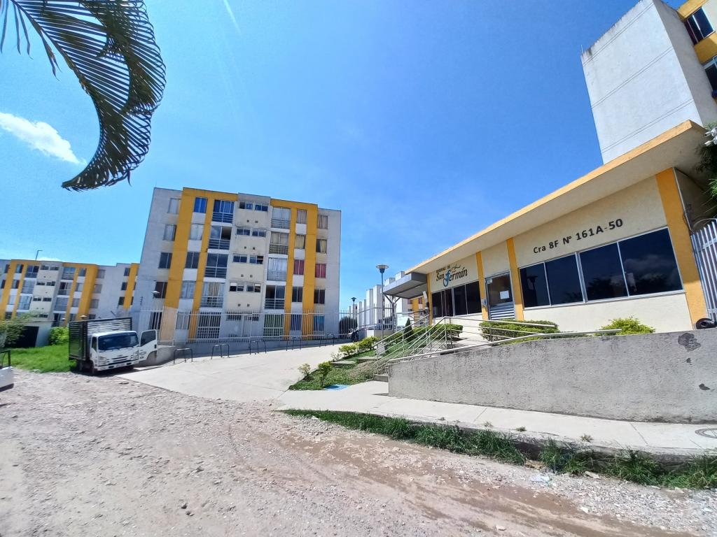 Apartamento En Venta - Reservas De San Fermin Piso 4 Sin Ascensor, Ibagué