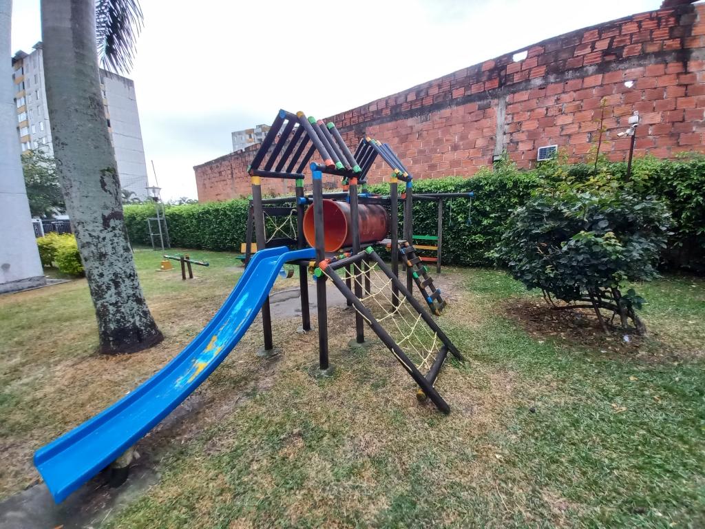 Apartamento En Venta - C.r Reservas De Bilbao Piso 11, Ibagué