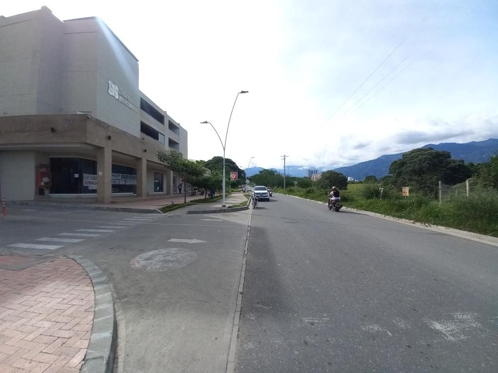 Apartamento En Venta - C.r Santa Fe De Varsovia Piso 11, Ibagué