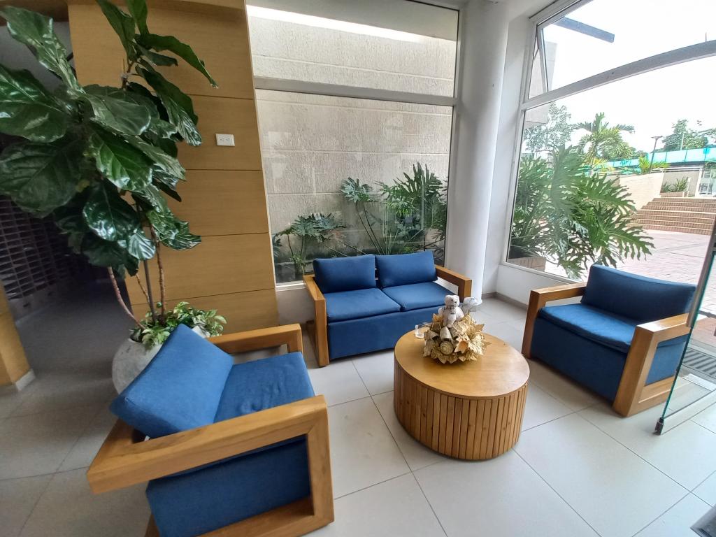 Apartamento En Venta - C.r Santa Fe De Varsovia Piso 11, Ibagué