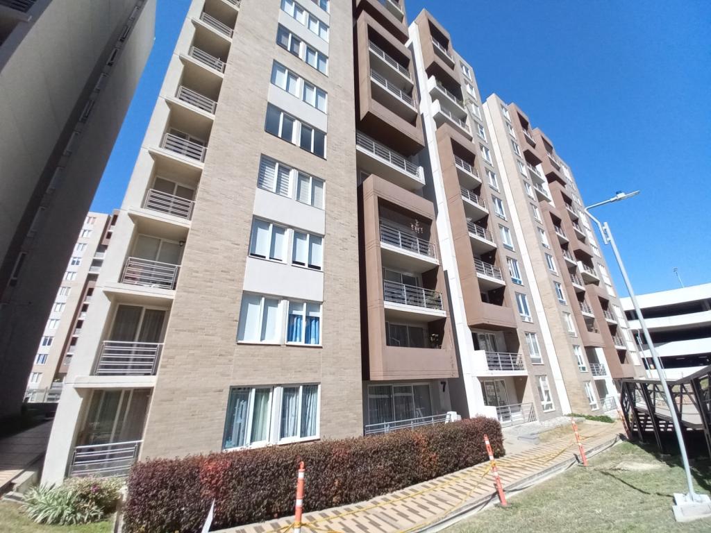 Apartamento En Venta - C.r Bosque De San Ángel Piso 12, Ibagué
