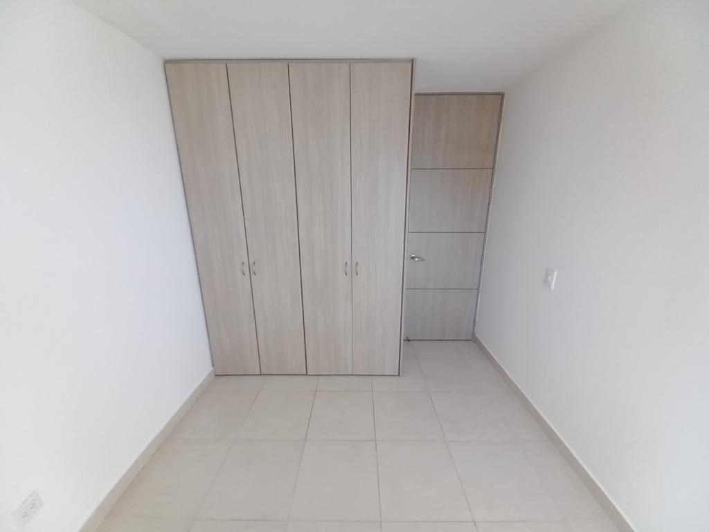 Apartamento En Venta - C.r Bosque De San Ángel Piso 12, Ibagué