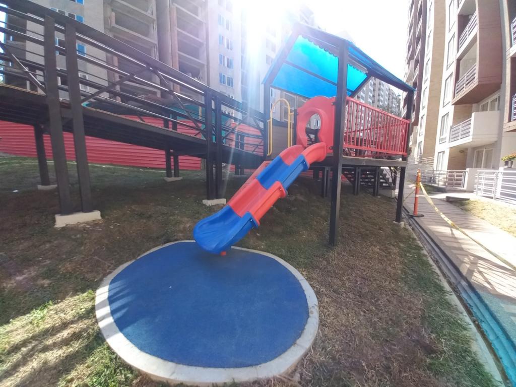 Apartamento En Venta - C.r Bosque De San Ángel Piso 12, Ibagué